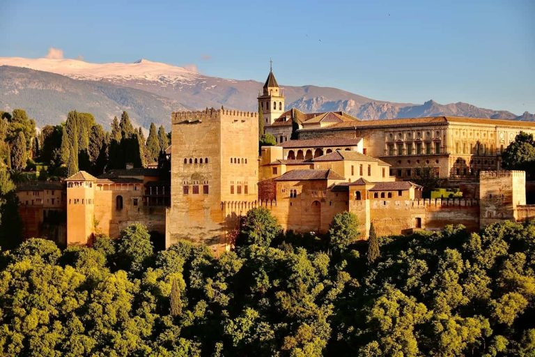 Interesting Spanish Facts That Will Blow Your Mind (25+ Examples)
