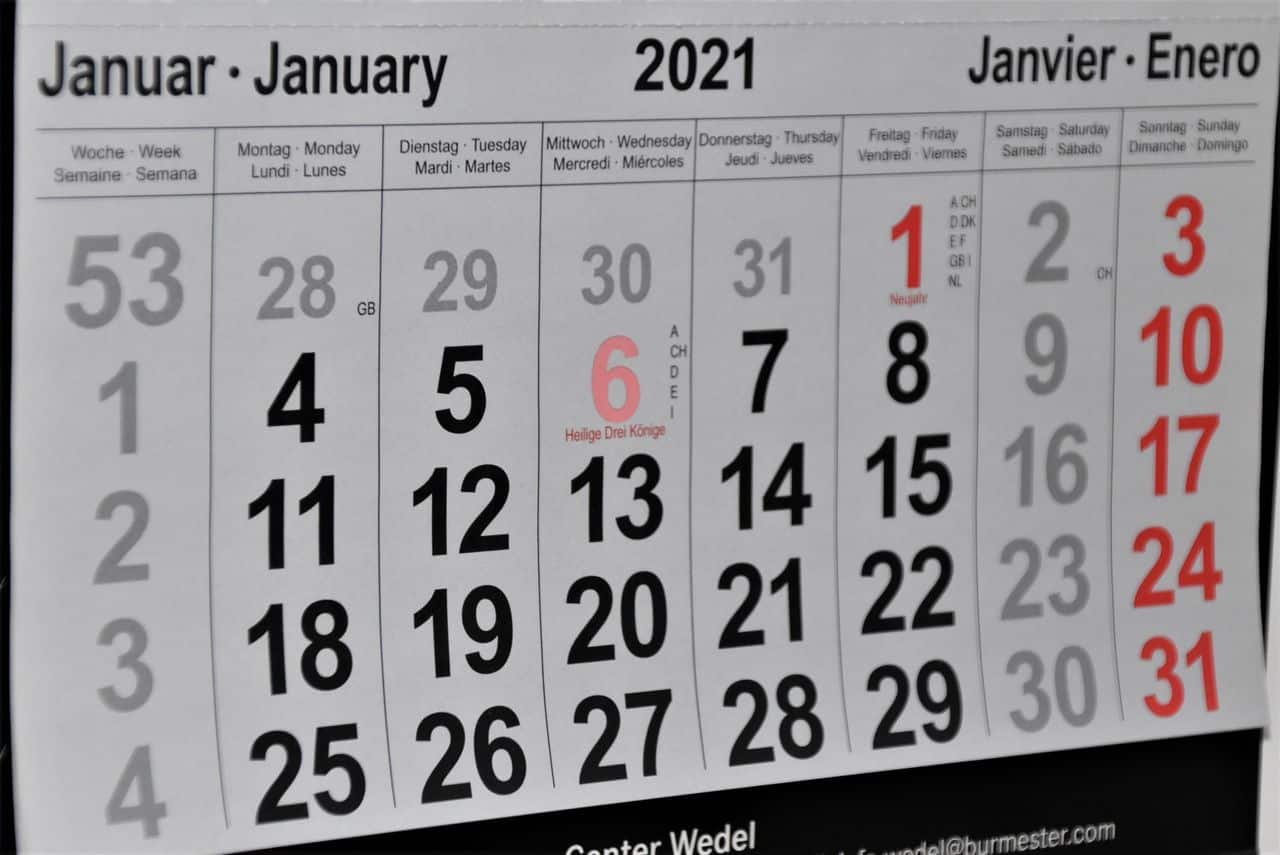 January 2021 calendar showing dates and holidays